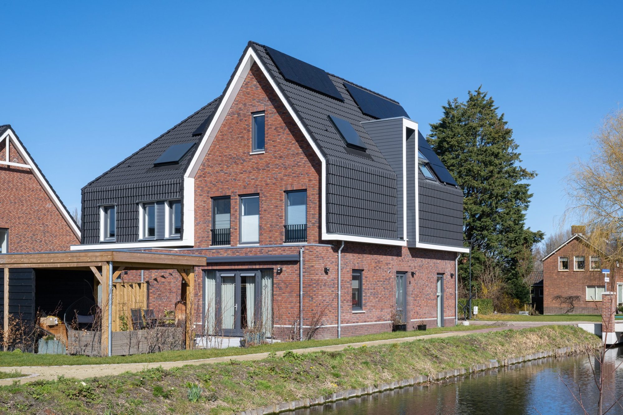 DHPS-HydroTop-project-De-Leeuwenhoeve-Zoetermeer-3-2048x1366[1]